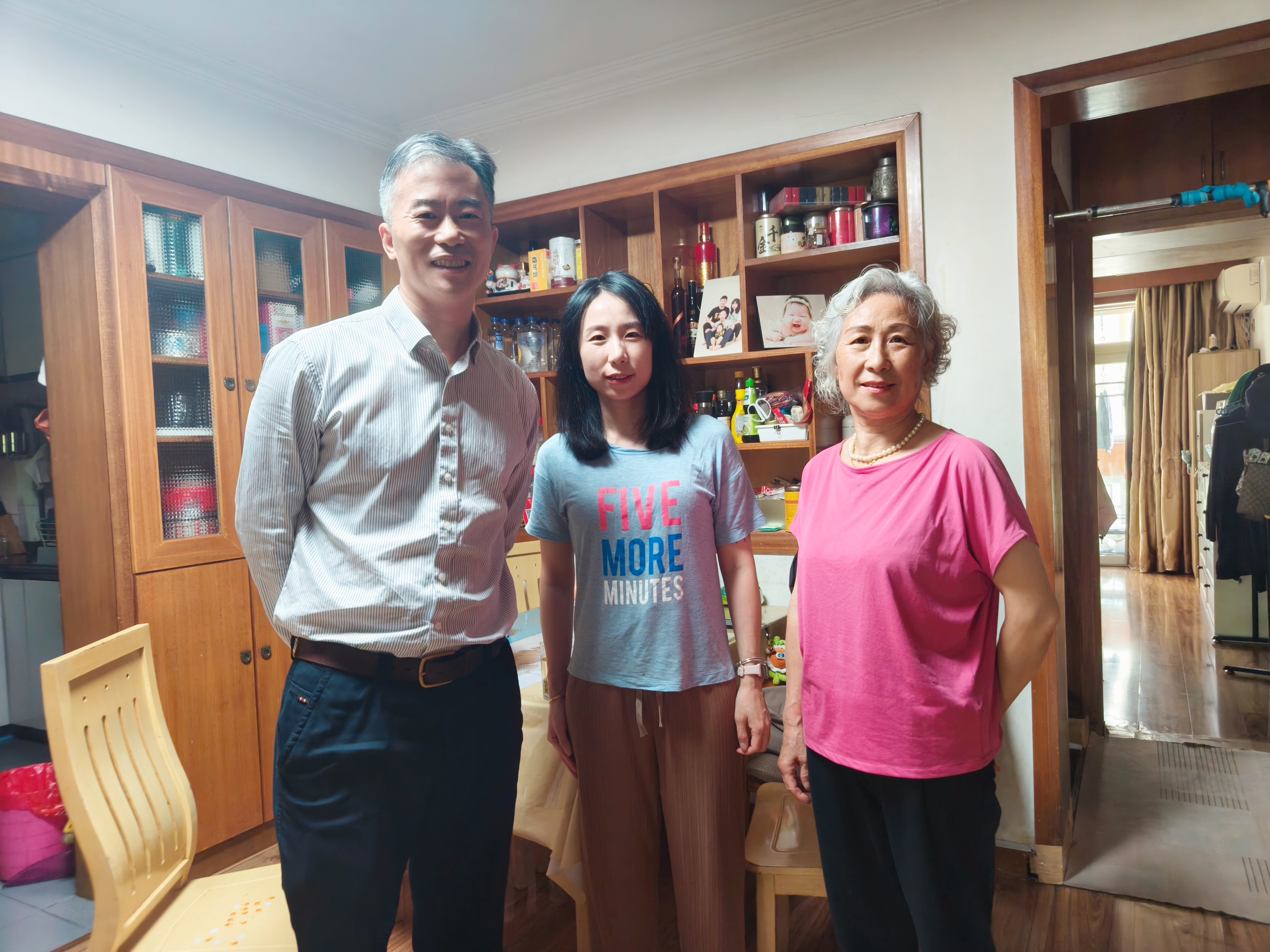 众鑫娱乐·鑫起点,馨效劳,心选择