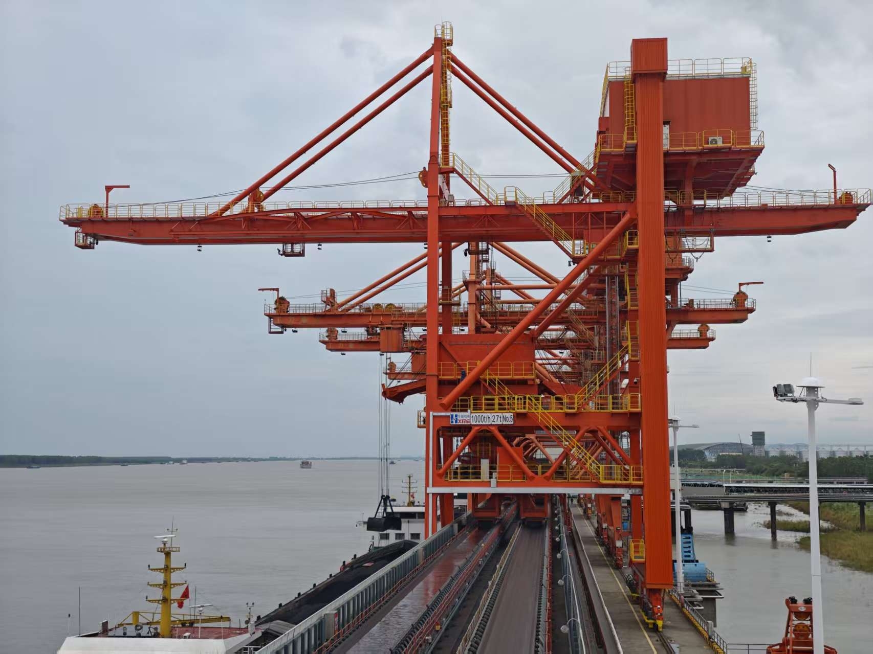 众鑫娱乐·鑫起点,馨效劳,心选择